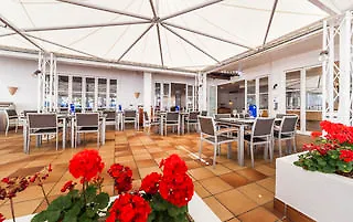 Hotel Globales Aparthotel Bouganvilla Sa Coma